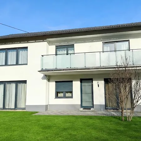 Mit Balkon In Ruhiger Lage Von Kreuztal-zentrum Kreuztal