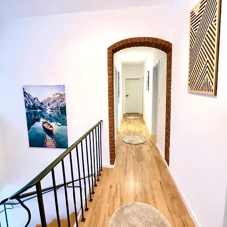 Apartmán Mit Balkon In Ruhiger Lage Von Kreuztal-zentrum *