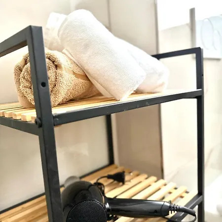 Mit Balkon In Ruhiger Lage Von Kreuztal-zentrum Appartamento