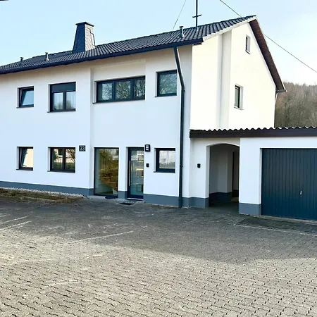 Mit Balkon In Ruhiger Lage Von Kreuztal-zentrum Kreuztal