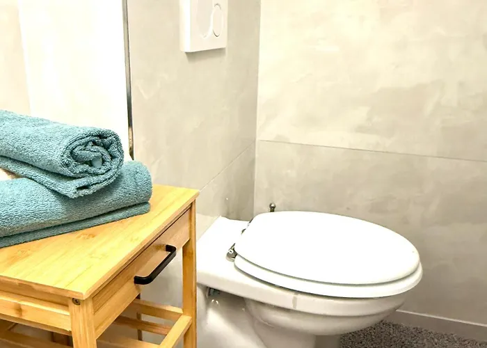 Mit Balkon In Ruhiger Lage Von Kreuztal-zentrum * クロイツタール